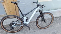 Cube Stereo Race c62