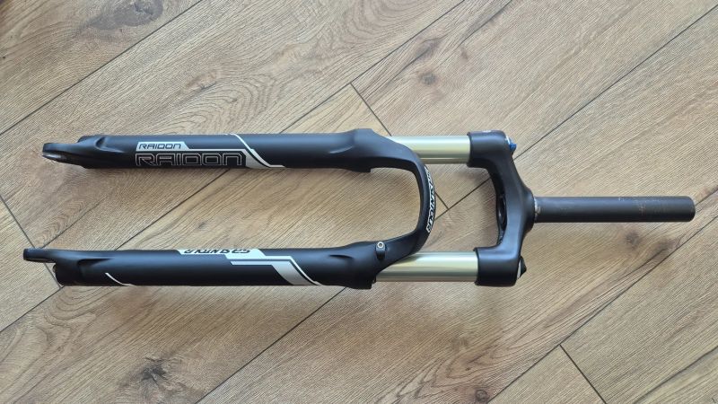 SR Suntour Raidon 29