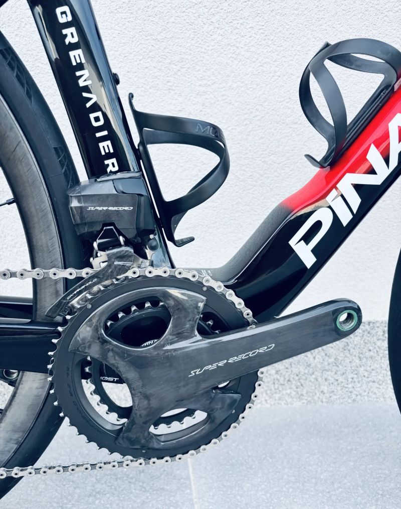 Silniční kolo Pinarello Dogma F