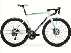 MERIDA SCULTURA TEAM Teal/Pearl(Team), Dura Ace Di2 s Wattmeterem