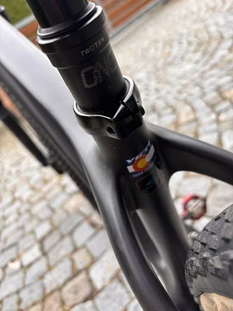 Yeti ARC carbon - super lehké kolo - komponenty úplně nové!