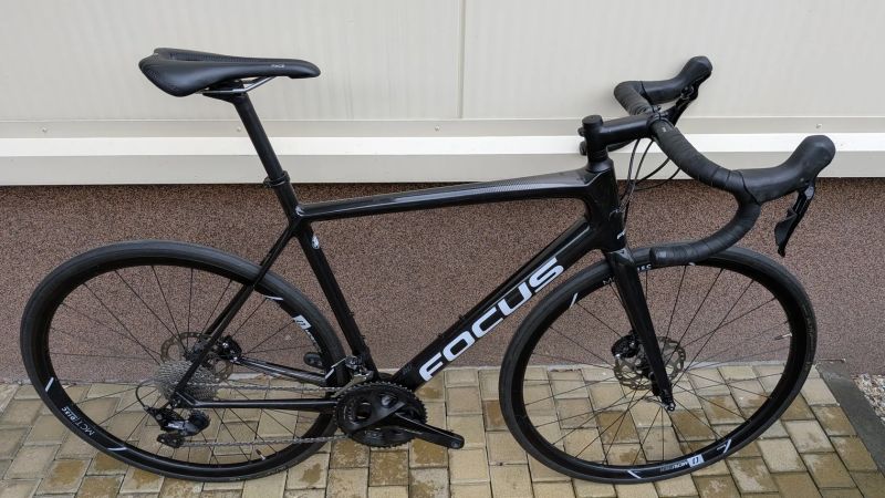 Focus IZALCO RACE DISC 9.7 karbon, NOVÁ KOLA, vel. 56