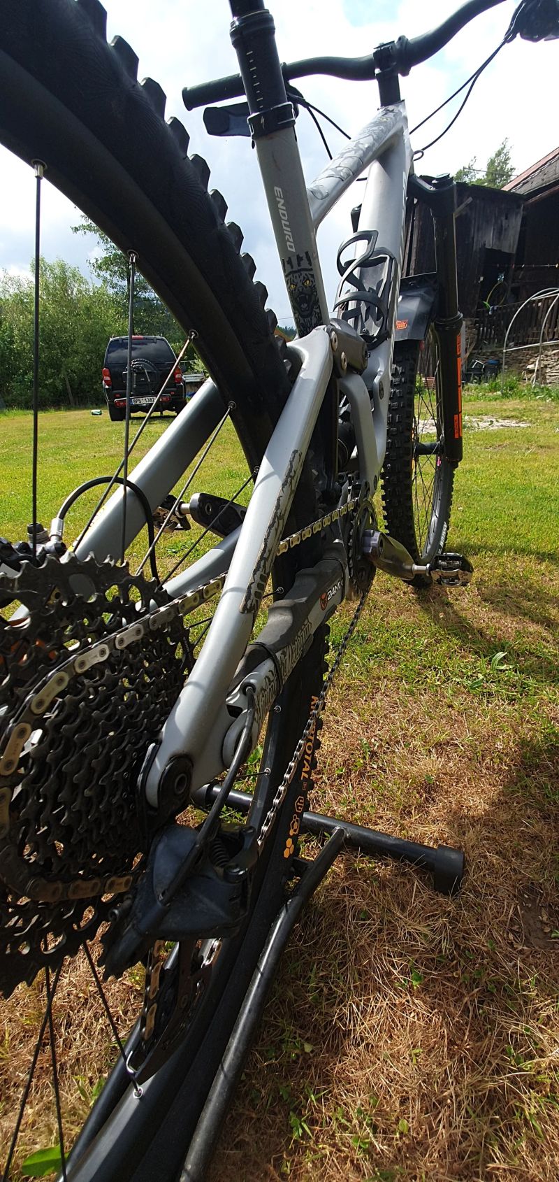 Specialized enduro 