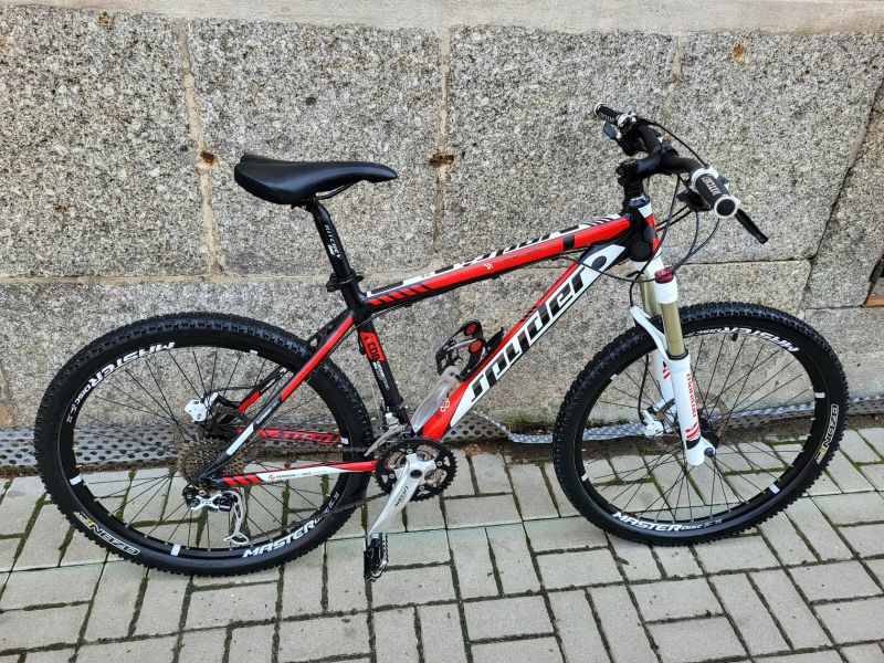 SPYDER -DEORE+XT/MANITOU MARVEL RLO vzduchová/VEL.M - 17"