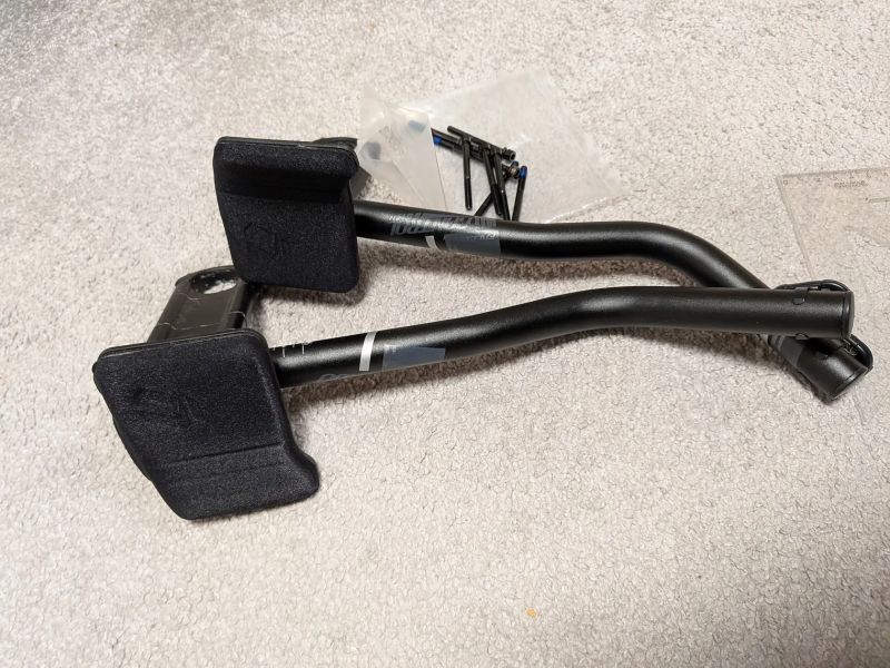 Triatlonová hrazda CONTROLTECH FALCON TT + SRAM Blip
