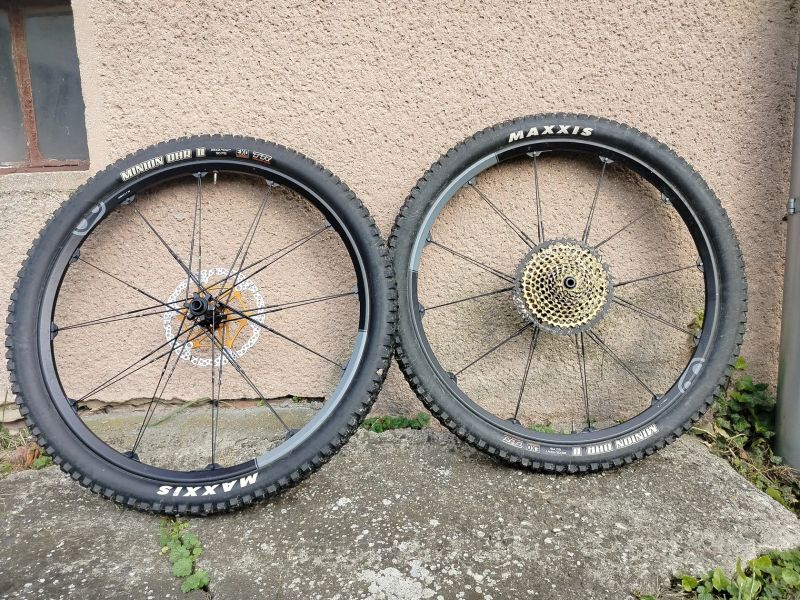 Crankbrothers cobalt 2