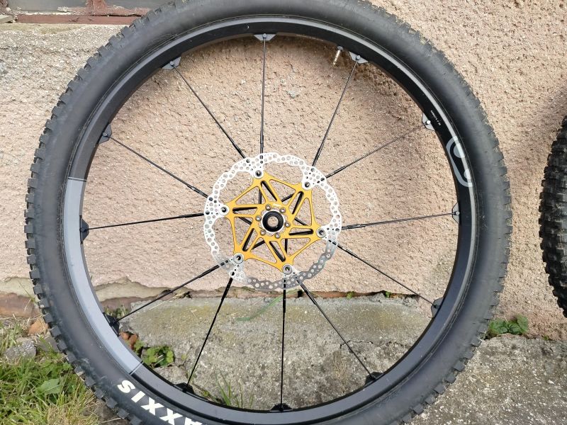 Crankbrothers cobalt 2