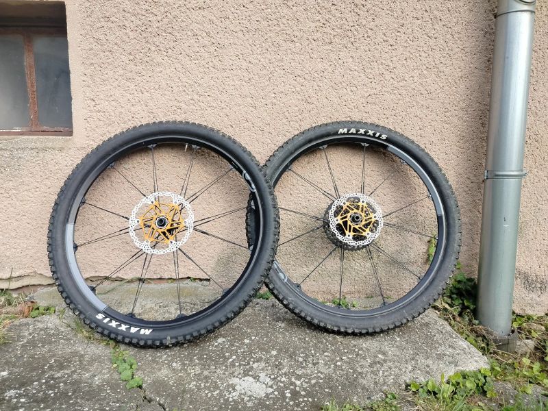 Crankbrothers cobalt 2
