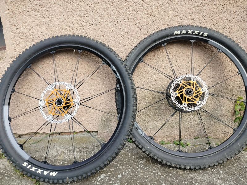 Crankbrothers cobalt 2