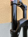 SR Suntour Raidon 32 RL-R s ovladačem | 27,5" | 120 mm | v záruce | boost osa, sloupek nezkrácen