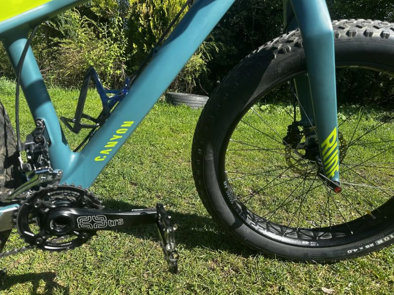 Fatbike Canyon Dude CF vel.S