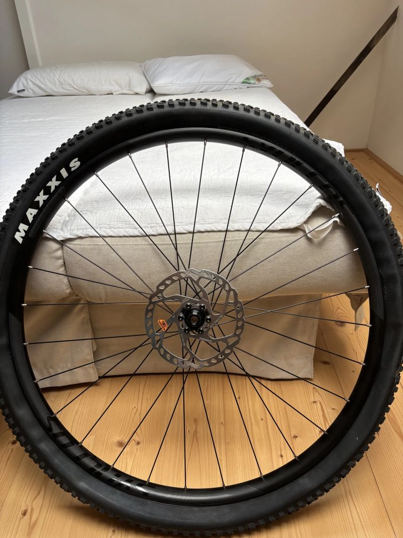Nová kola Syncros Silverton 2.5 + pláště a kotouče