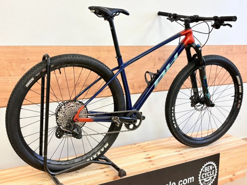 BH Ultimate rc carbon 7.7