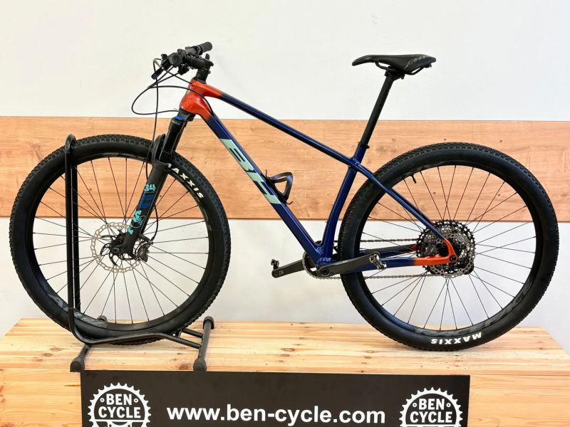 BH Ultimate rc carbon 7.7