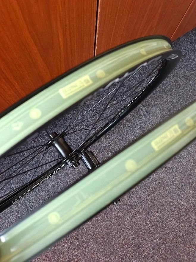 ZAPLETENÉ GRAVEL KOLA DT SWISS G 540