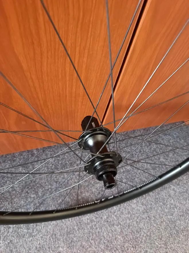ZAPLETENÉ GRAVEL KOLA DT SWISS G 540