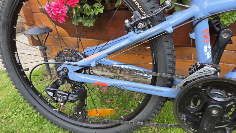 Dětské dívčí horské kolo 24" Kellys KITER 50 7-12let postava 120-150cm.