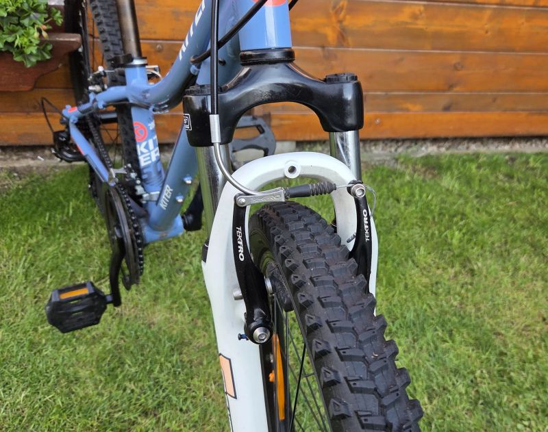Dětské dívčí horské kolo 24" Kellys KITER 50 7-12let postava 120-150cm.