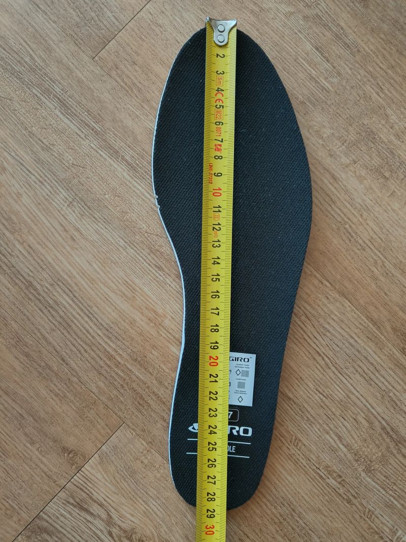 Giro Cadet 47