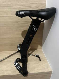 Prodám dětská sedačka Shotgun Kids Ride 2.0