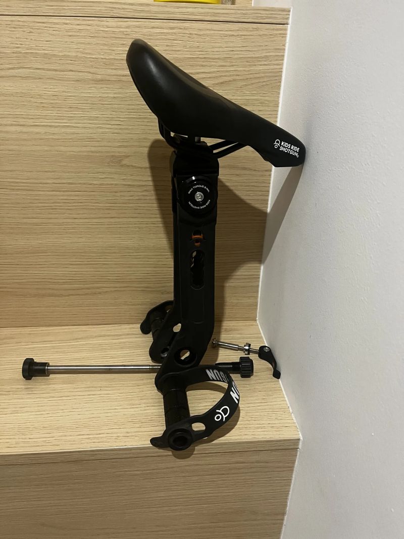 Prodám dětská sedačka Shotgun Kids Ride 2.0