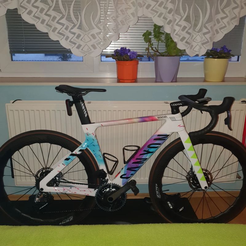Canyon aeroad cfr sram team