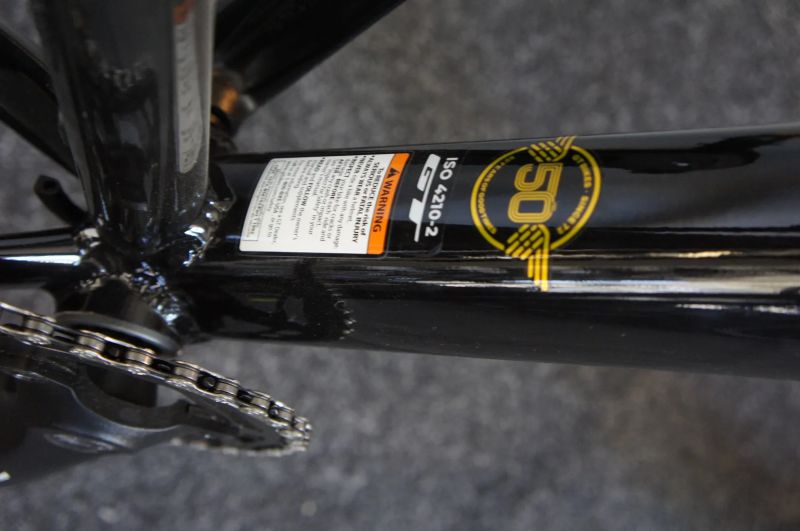 Horské kolo GT AVALANCHE 29" COMP BLK