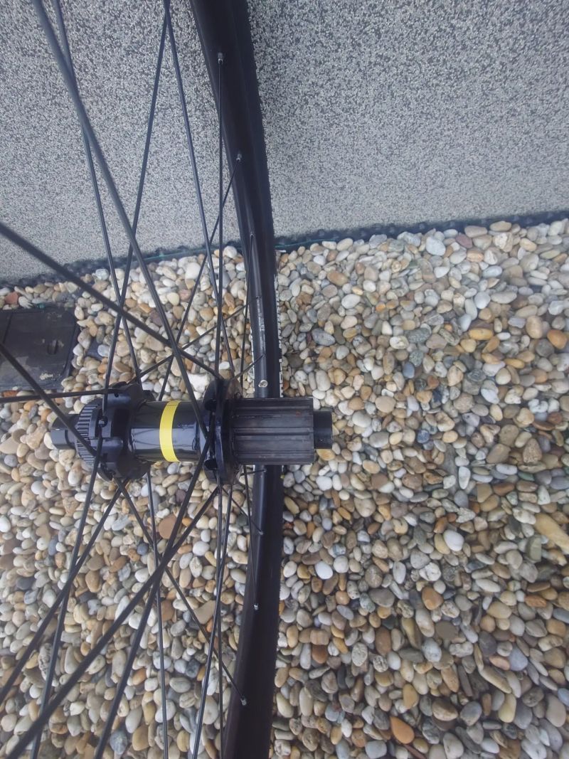 Mavic Allroad Disc gravel vypletená kola