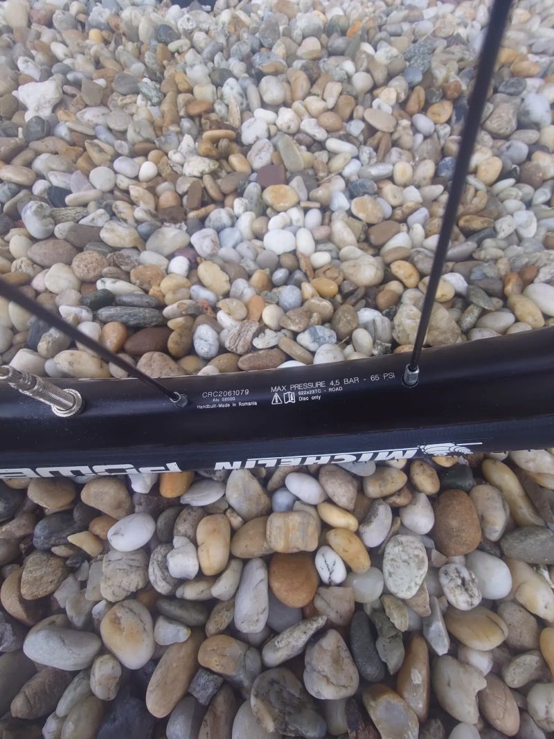 Mavic Allroad Disc gravel vypletená kola