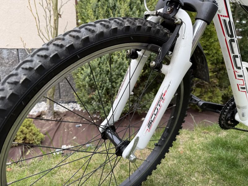 Scott Scale 24”