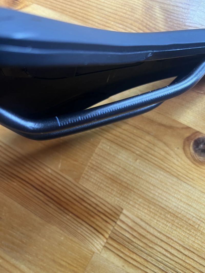 Sedlo Fizik Terra Aidon X3 - black 145mm