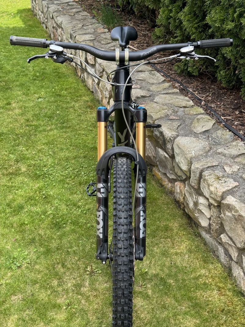 YT Industries Capra CORE 4