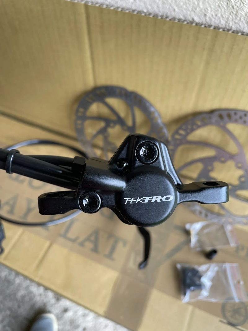 Hydraulické brzdy Tektro HD-M275 + brzdové kotouče