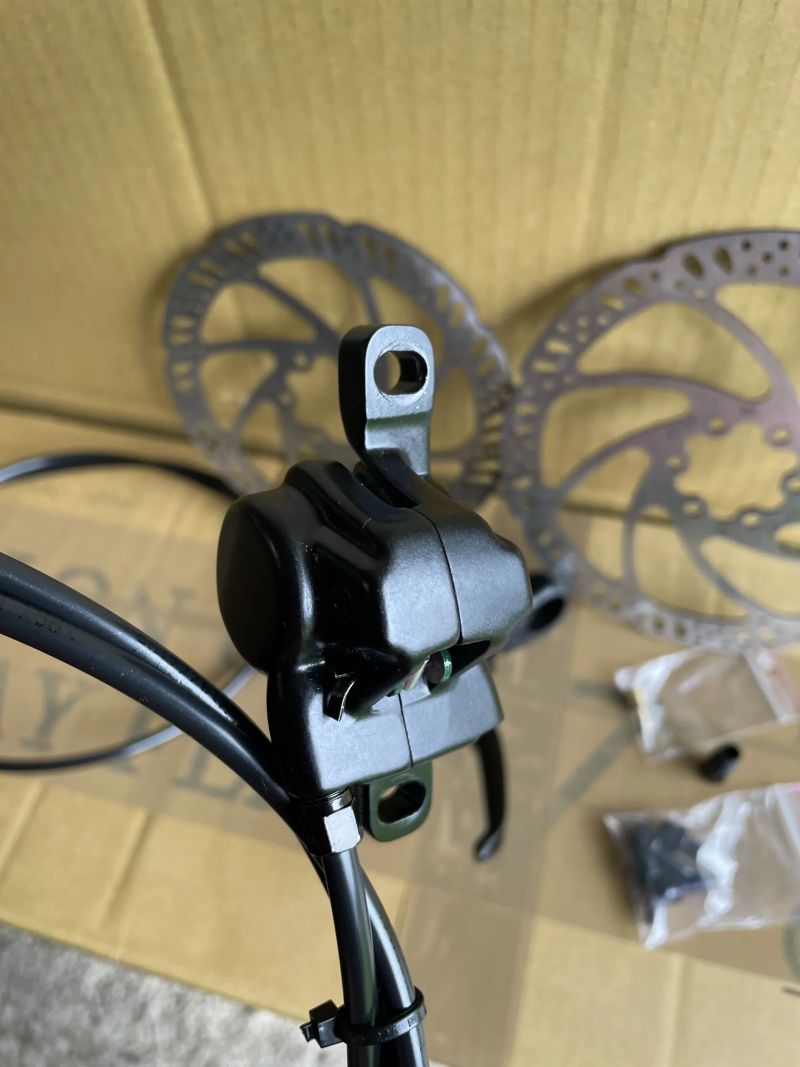 Hydraulické brzdy Tektro HD-M275 + brzdové kotouče