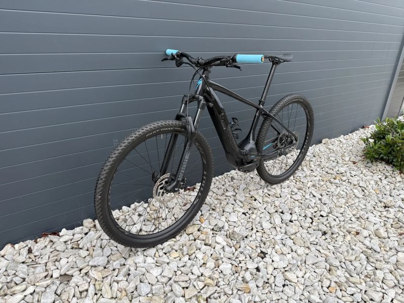Specialized Levo HT Comp, vel M; 2 baterie
