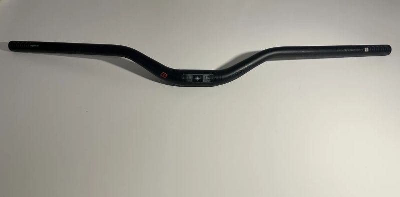 řídítka Ergotec 780mm
