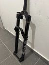 RockShox Pike Ultimate Flight Attendant 29" 140mm – jako nová