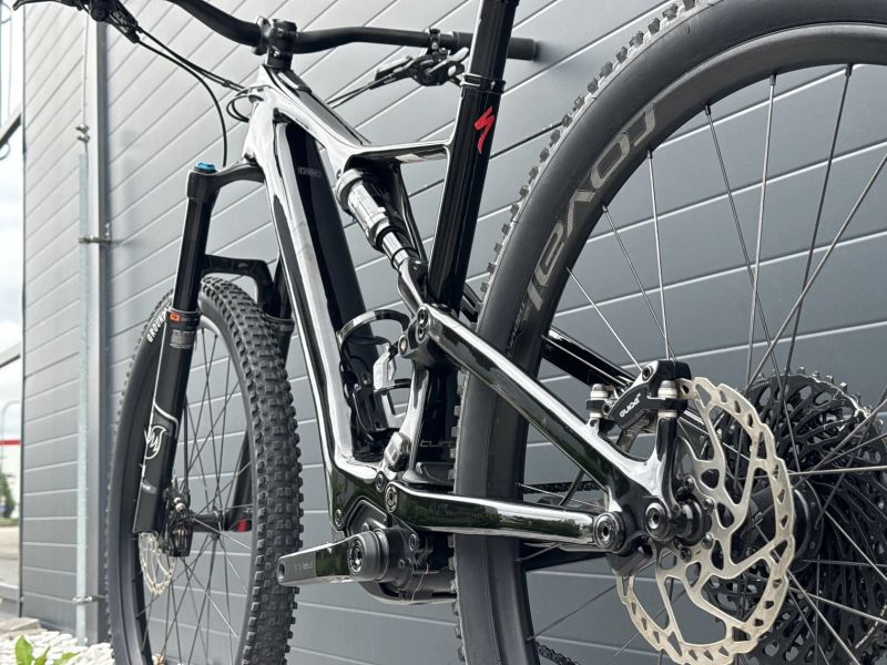 Specialized Levo SL Comp Carbon, vel. L