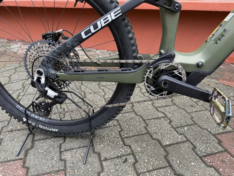 Cube AMS Hybrid 177 C:62 TM 600X - reedgreen´n´matrix, pouze 96km, ZÁRUKA