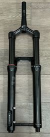 Rock Shox ZEB Select (29", 180mm, Linear XL + Delta RC damper, 2027 model)