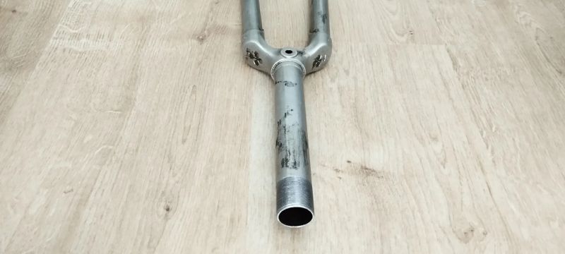 Prodám silniční vidlici Colnago