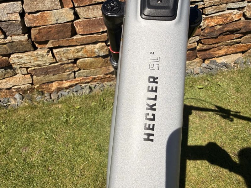 Santa Cruz Heckler SL CC, vel. XL