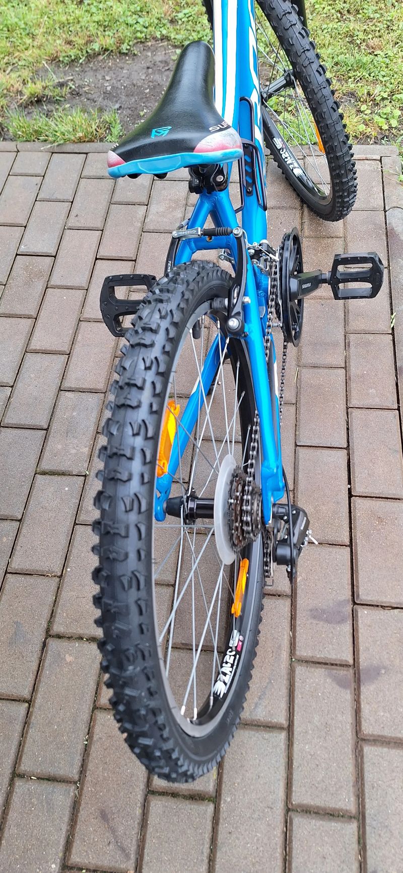 Rock Machine Surge 24