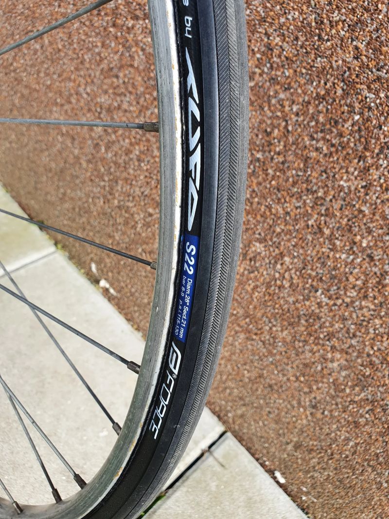 Silniční galuskové kolo Campagnolo