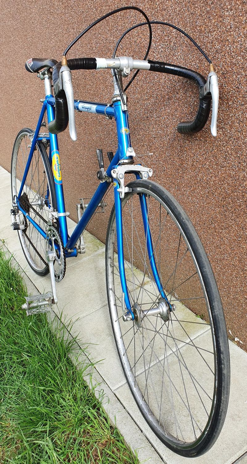 Silniční galuskové kolo Campagnolo