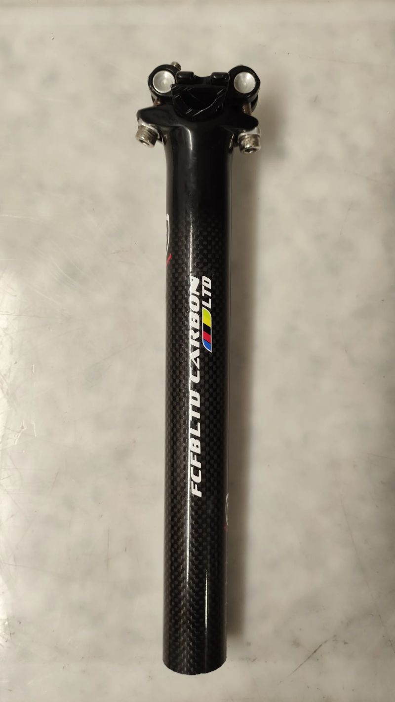 Carbon sedlovka 31.6 260 mm