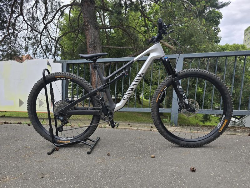 Canyon Neuron CF8 "L"