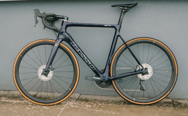 Basso Venta, Ultegra 11sp, Hollowgram 35