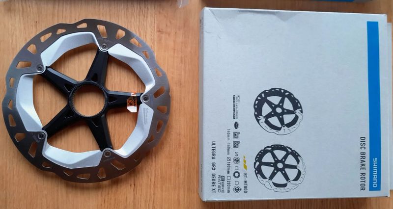 Shimano kotouče, destičky, řetězy - NOVÉ