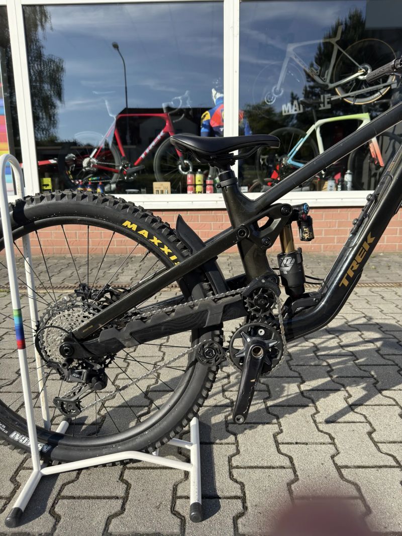 Trek Slash 9.8 Gen 6 M
